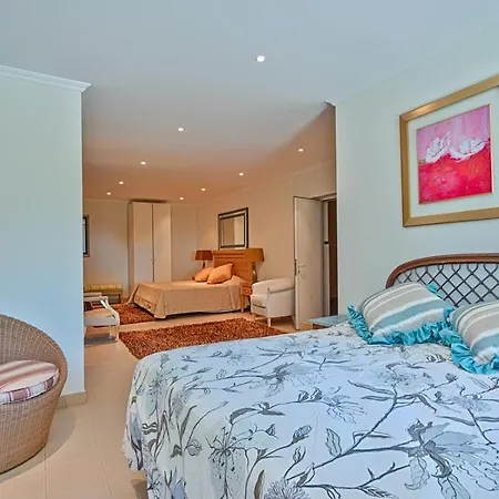 Sleeps 8 Pool Air Con Wifi Βίλα Vale do Lobo