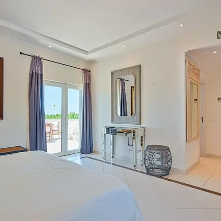 Sleeps 8 Pool Air Con Wifi Βίλα Vale do Lobo