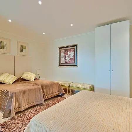 Βίλα Sleeps 8 Pool Air Con Wifi Vale do Lobo