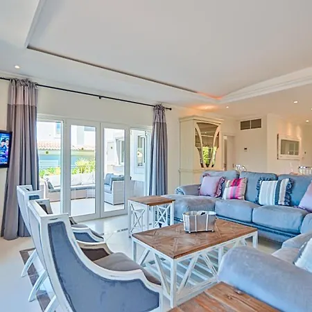Sleeps 8 Pool Air Con Wifi Βίλα *