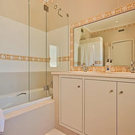 Sleeps 8 Pool Air Con Wifi Βίλα *