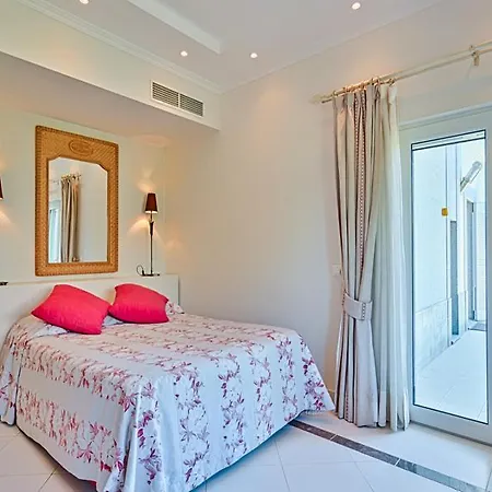 Sleeps 8 Pool Air Con Wifi Villa Vale do Lobo
